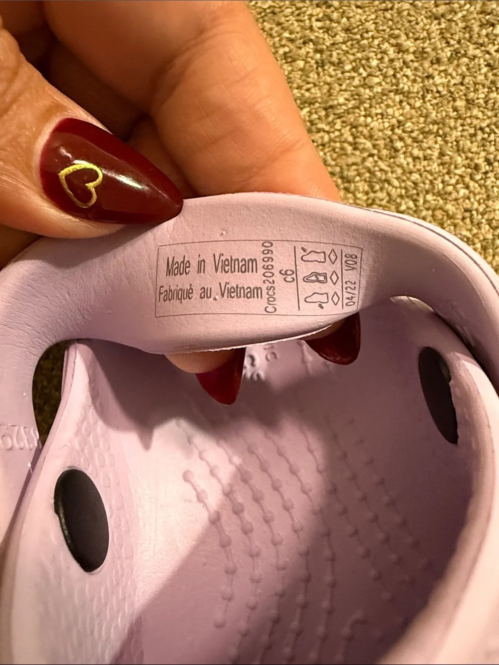 CROCS Kids Classic Clog in Lavender Purple Sz C6
